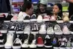 Berburu Sneakers di Sneakerpeak Kemang Quarto
