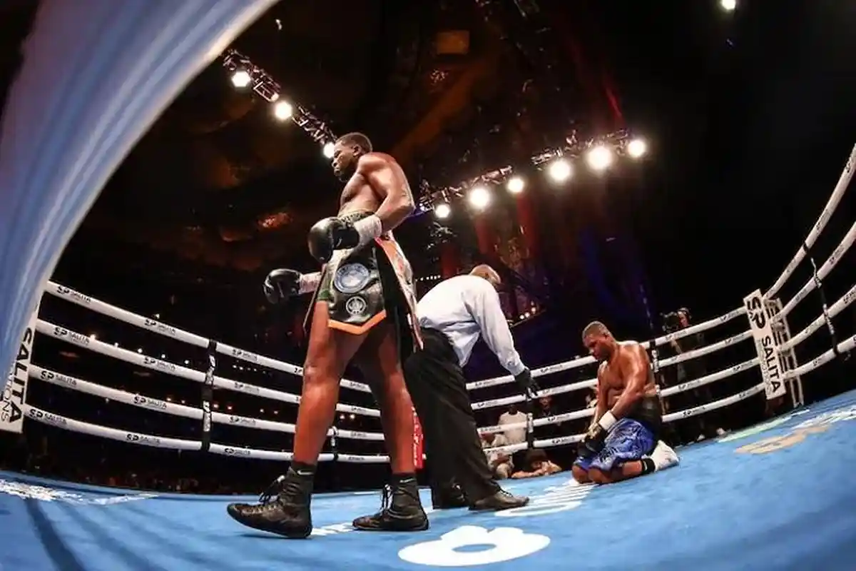 Jadwal Tinju Dunia, Brandon Moore Pancing Anthony Joshua dengan Target Hadapi Moses Itauma