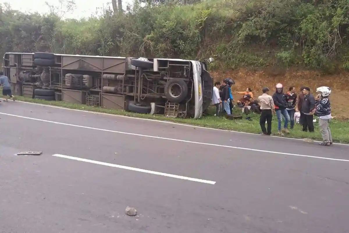 Cerita Wahyu, Sang Putra Emen Tentang Kecelakaan Bapaknya di Tanjakan Emen Tahun 1964