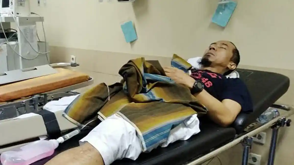 Kabar Terkini Yuki PAS Band, Paha Mati Rasa, Dipasang 7 Skrup, tapi Siap Manggung Pakai Kursi Roda