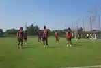 PERSIJA-LATIHAN-Persija-Jakarta-menggelar-latihan-intensif.jpg