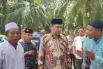 Calon-Wakil-Gubernur-Sumut-Hasan-Basri-Sagala-saat-ditemui-oleh-puluhan-masyarakat.jpg