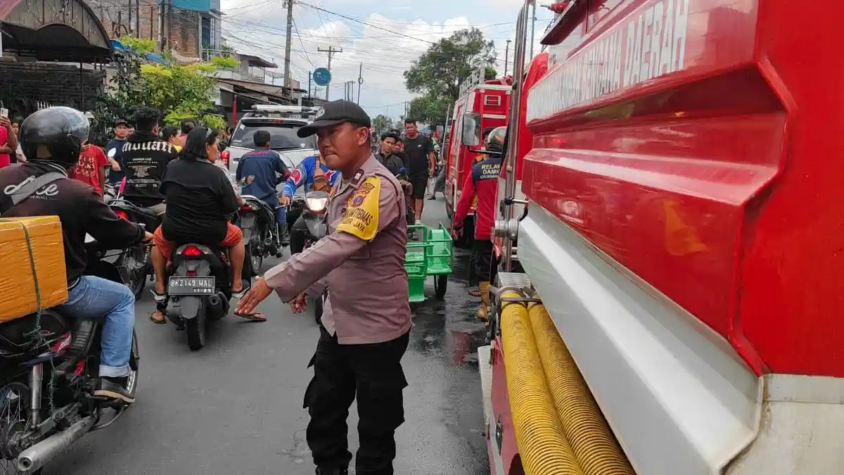 Dapur Rumah Warga di Pematangsiantar Terbakar, Diduga Akibat Percikan Panggangan Ikan
