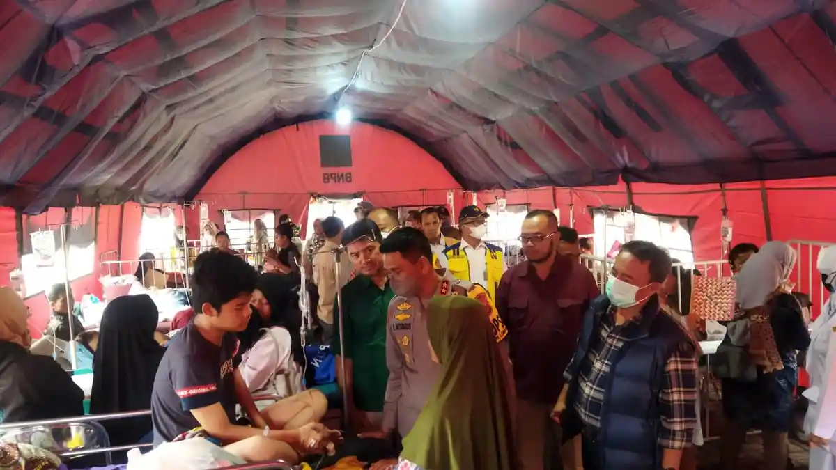 11 Orang Teluka Akibat Gempa Sumedang, 1 Orang Dirujuk ke RS Santosa Bandung