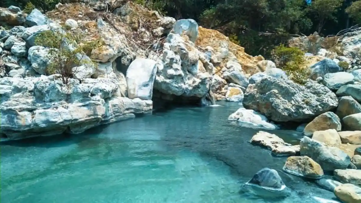 Sungai Dua Rasa di Deliserdang, Suhu Air Berbeda dalam Satu Aliran Sungai