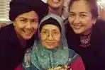 ade-irawan-dan-anak-anaknya.jpg