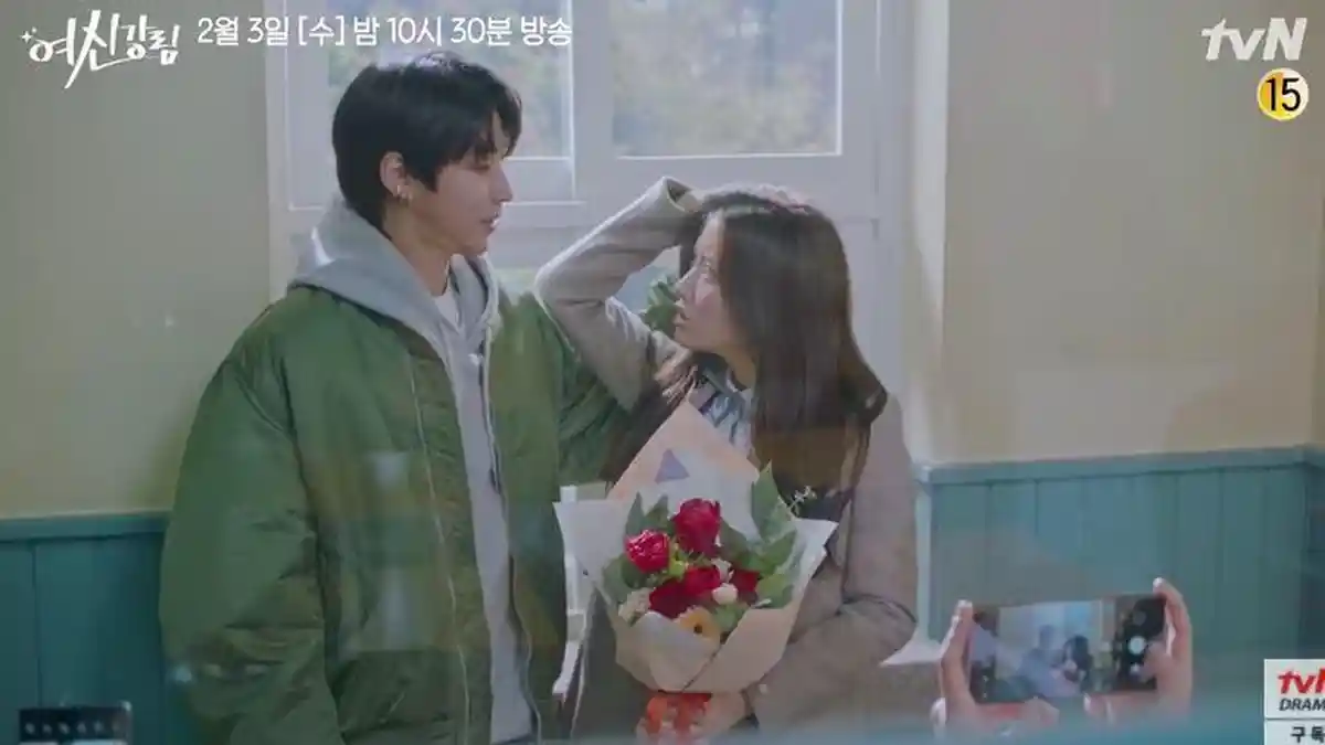 Nonton Drakor True Beauty Episode 15 Sub Indonesia, Su Ho Tak Ada Kabar, Ju Kyung dan Seo Jun Dekat