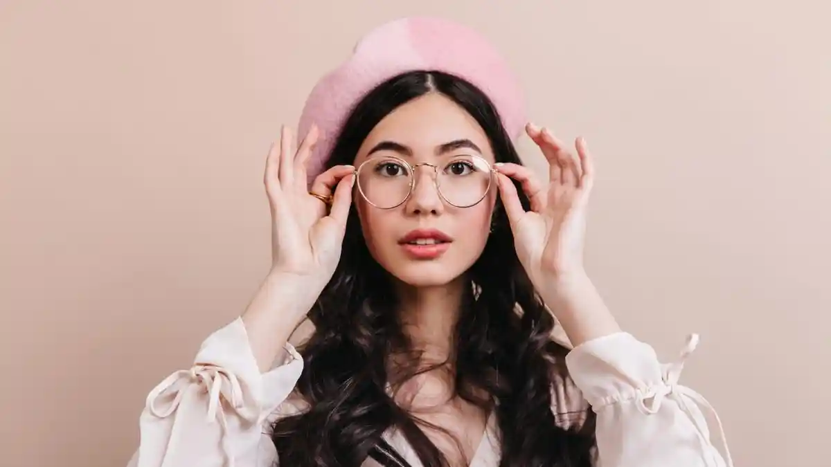3 Zodiak Ini Dikenal Selalu Introspeksi Diri, Mereka Punya Sifat Analitis yang Kuat