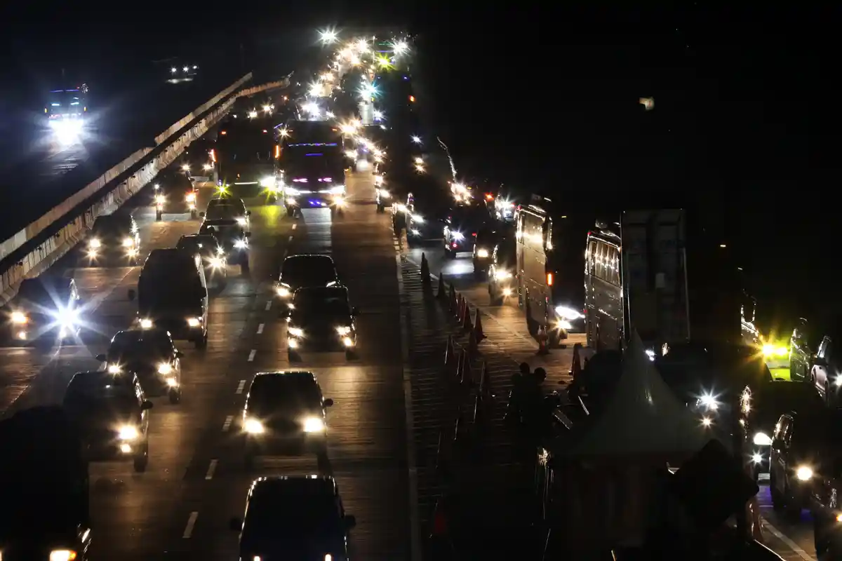 Arus Mudik: Kendaraan yang Mampir ke 3 Rest Area Favorit di Jalan Tol Ini Melonjak Hingga 300 Persen