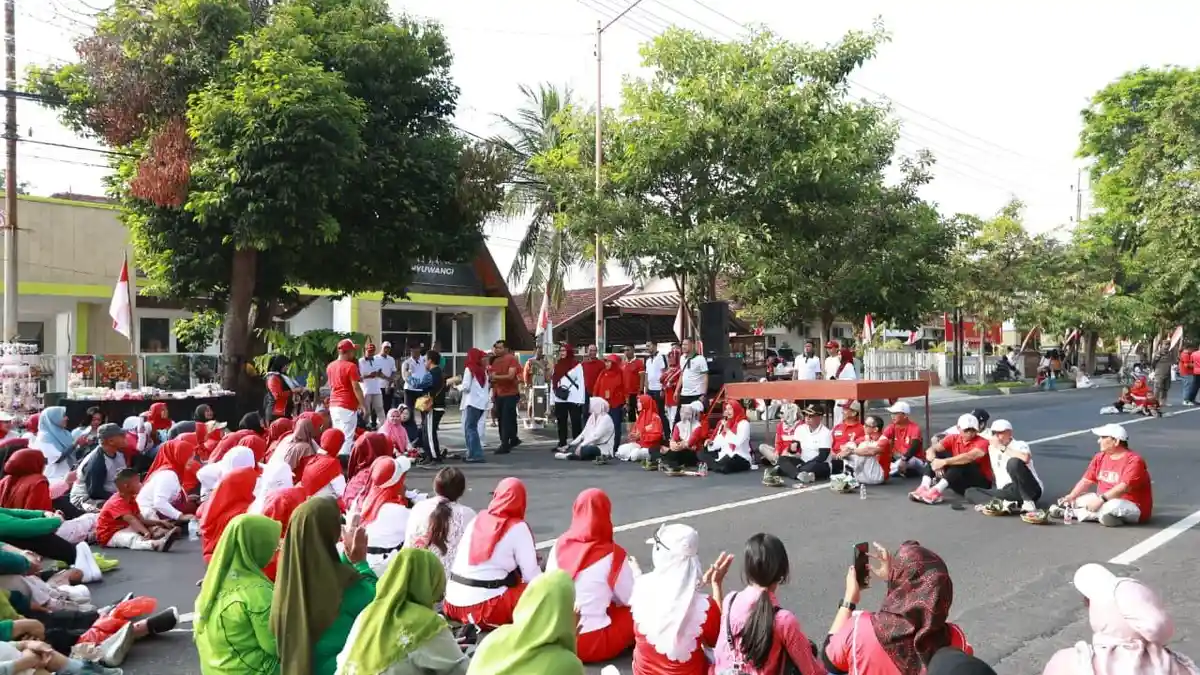 Program Curhat Bu Ipuk, Warga Banyuwangi Bisa Sampaikan Keluh Kesah Langsung ke Bupati