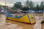 Boat Nelayan Rusak Diduga Terjerat Tali Jangkar Kapal Batu Bara di Perairan Meulaboh