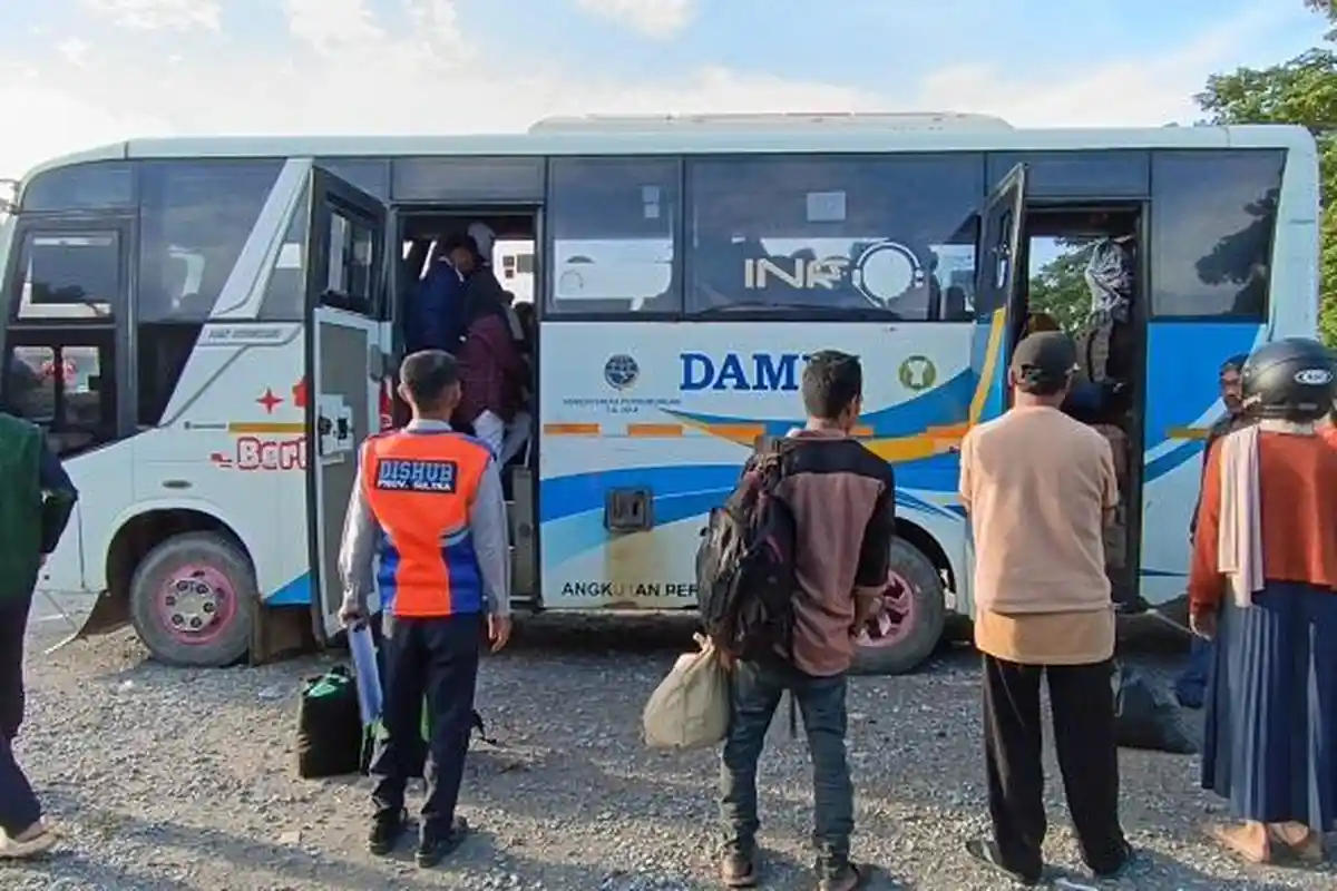 H-1 Lebaran Idul Fitri 2024, Jumlah Penumpang Terminal Baruga Kota Kendari Sultra Melandai