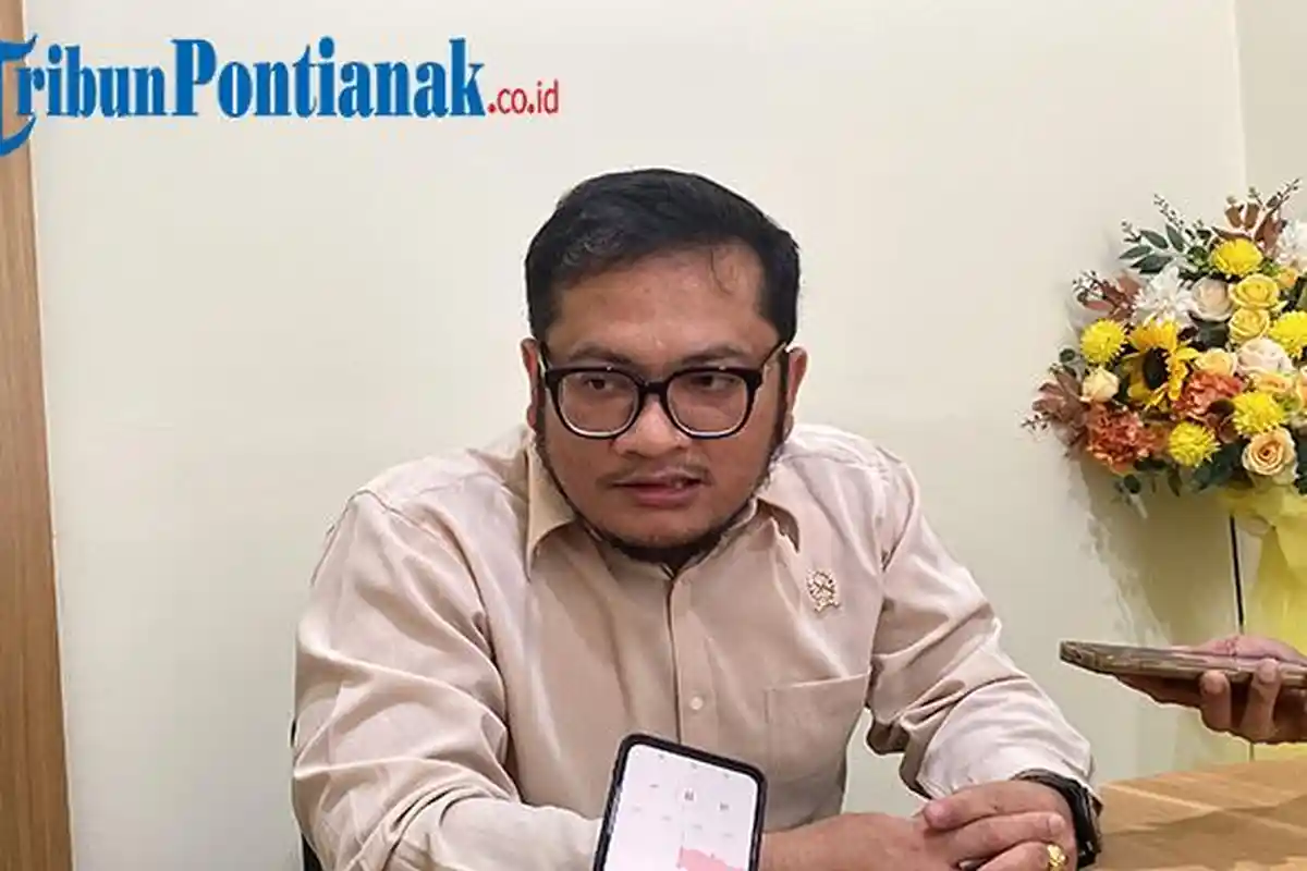 PN Singkawang Serahkan Proses Tersangka HA Oknum Anggota DPRD Cabul  ke Penegak Hukum 