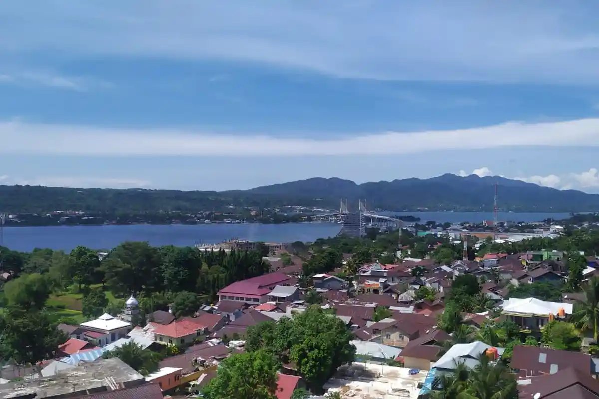 Prakiraan Cuaca Maluku Jumat, 8 Desember 2023: Masohi Waspada Hujan Disertai Petir