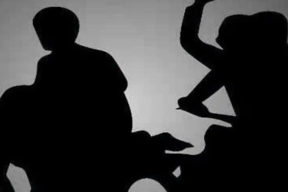 Camat di Mateng Dilaporkan ke Polisi, Diduga Aniaya Kades di Kantor Dinas PMD, Memar di Kepala
