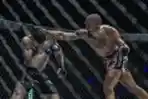 Zebaztian Kadestam Kalahkan Tyler McGuire