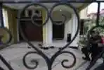 KPK Geledah Rumah Gatot Pujo Nugroho