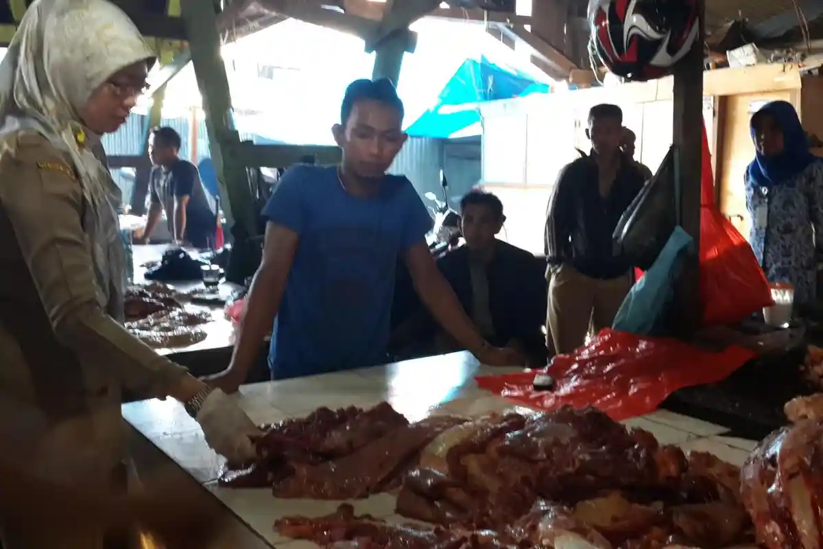 DPKP Maros Sidak di Pasar Tradisional