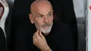 Pelatih-AC-Milan-Stefano-Pioli-31102022.jpg