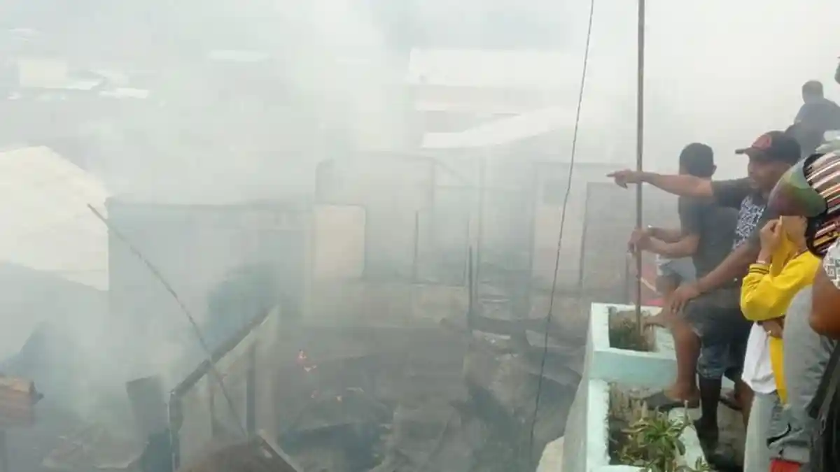 Nekat Terobos Kobaran Api demi Selamatkan sang Nenek, Sari Ikut Tewas Terbakar