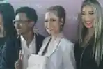ESQA Gandeng BCL Bikin Koleksi Kolaborasi Lipstik