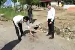 Polisi-melakukan-olah-TKP-kasus-penganiayaan-di-Fafinesu-B.jpg