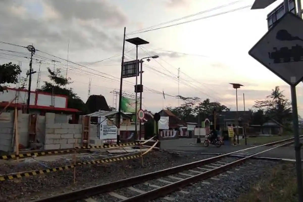 Pembangunan 10 Titik Palang Pintu Perlintasan KA di Kabupaten Blitar Habiskan Rp 3 Miliar