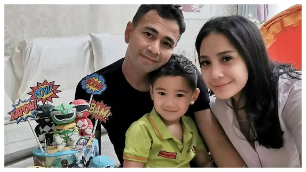 Raffi Ahmad Ungkap Kebahagiaan selama Liburan: Bisa Mandiin Rafathar yang Enggak Pernah Gue Mandiin
