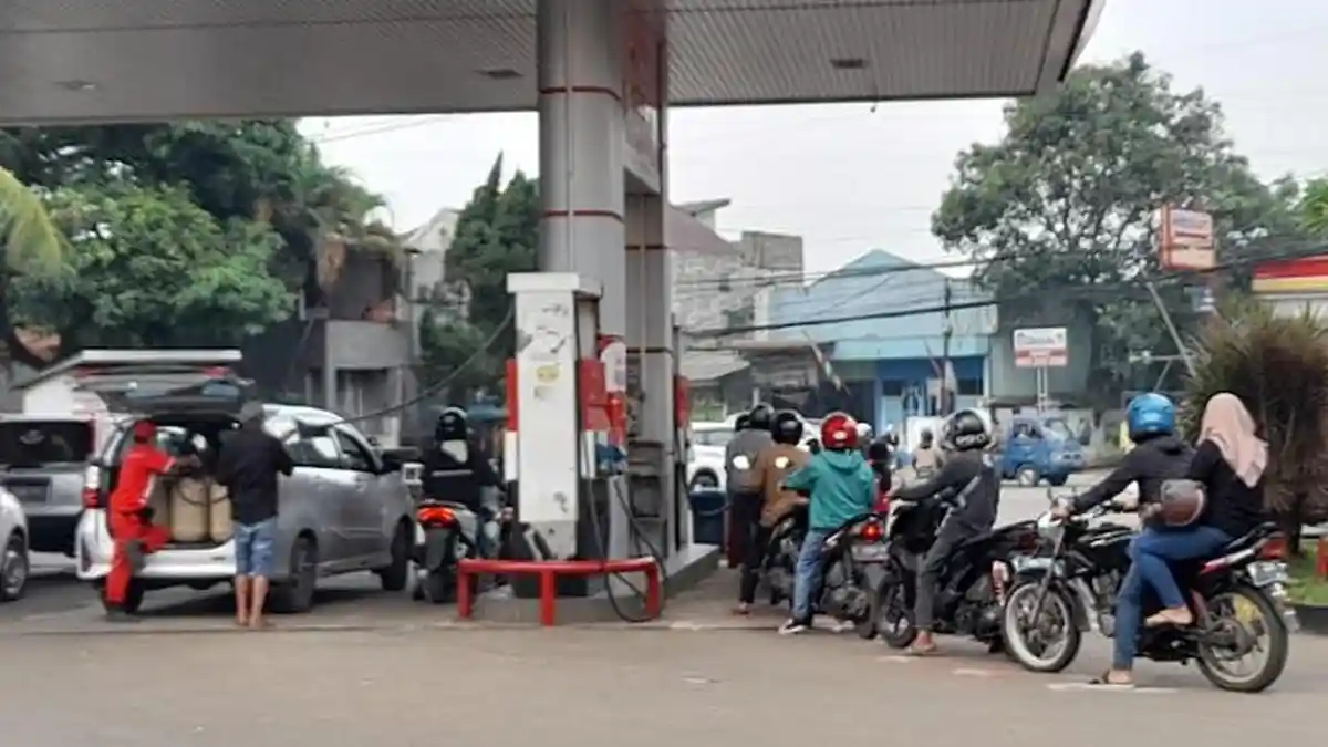 Ada Isu Kenaikan BBM, SPBU di Citeureup Bogor Sebut Stok Pertalite dan Solar Mencukupi