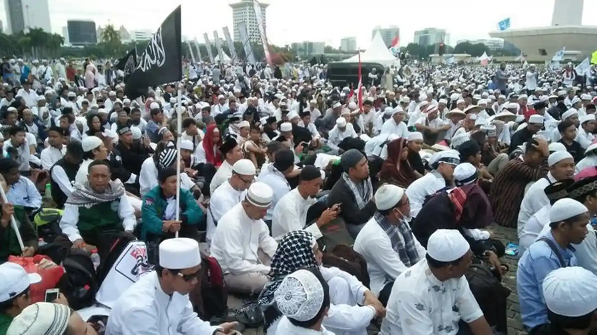 Ferdinand Hutahaean Vs Kapitra soal Jumlah Peserta Reuni 212, Hingga Anies Dikritik