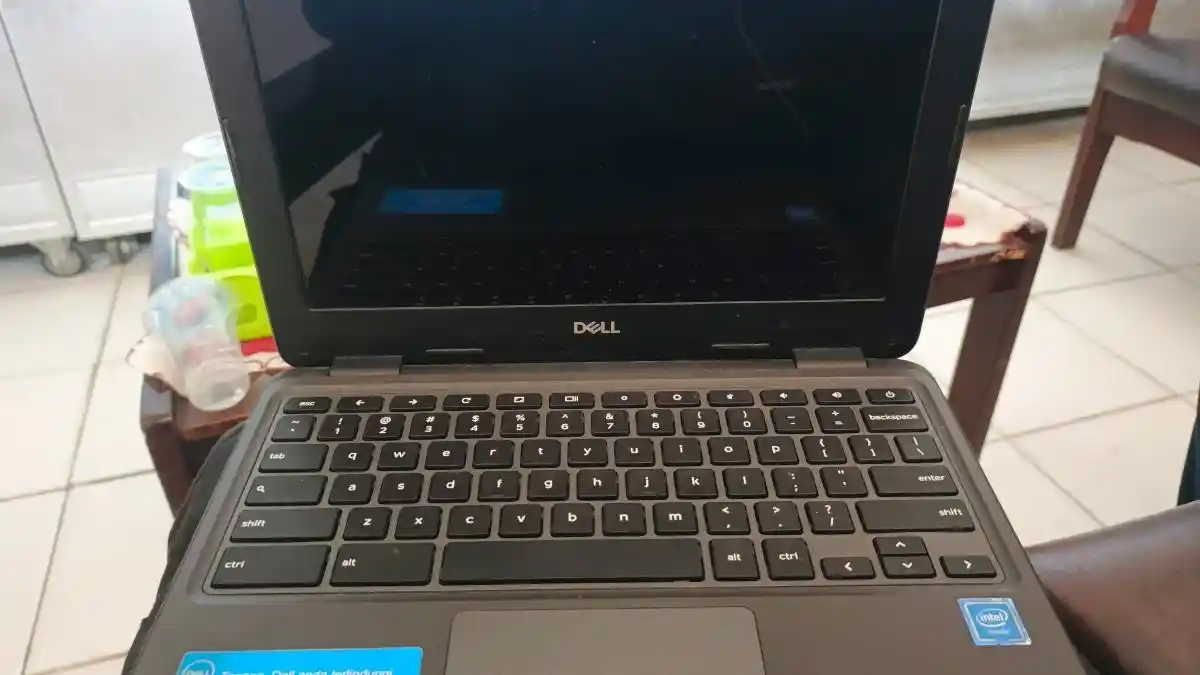 Laptop Bantuan Era Nadiem Masih Digunakan SDN 20 Rangas Majene, Kepsek: Belum Ada Perintah Penarikan