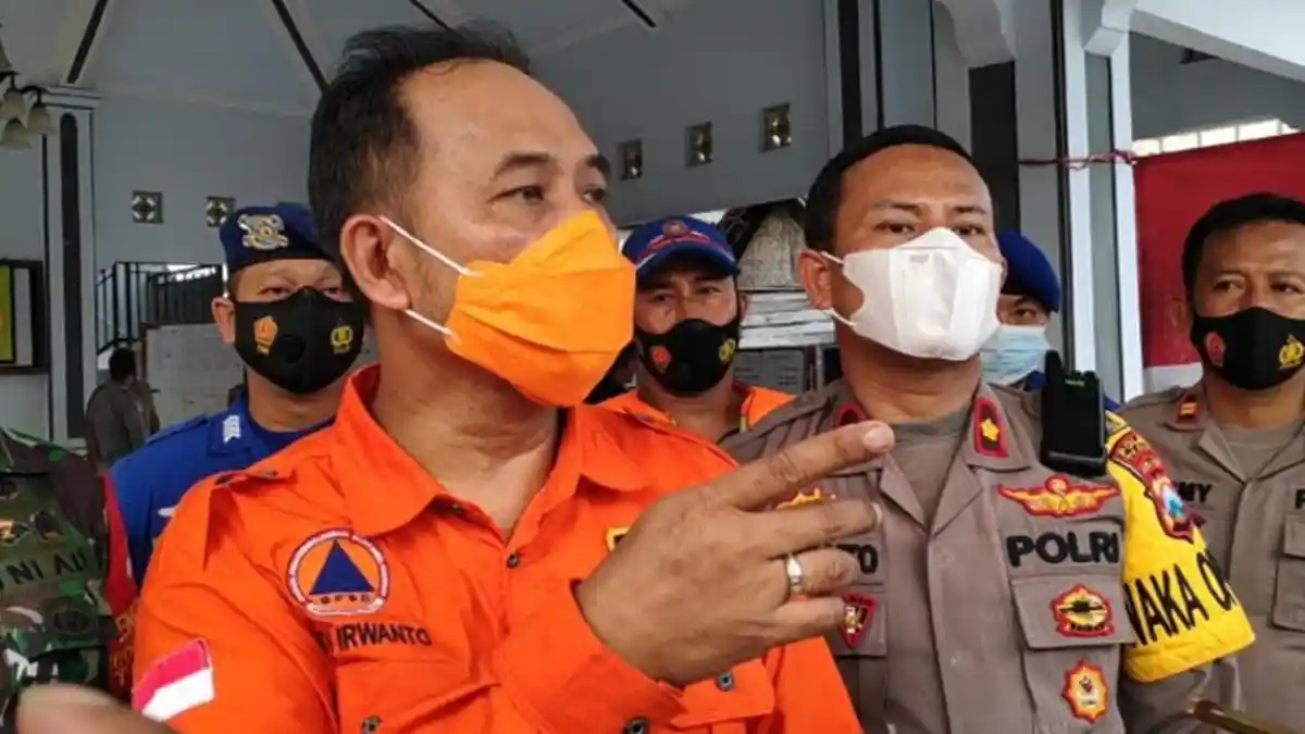 Tim SAR masih Mencari 4 Korban Perahu Tenggelam di Bengawan Solo, Lima telah Ditemukan
