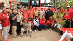 20240116_melihat-langsung-kondisi-petani-di-Desa-Handil-Terusan.jpg