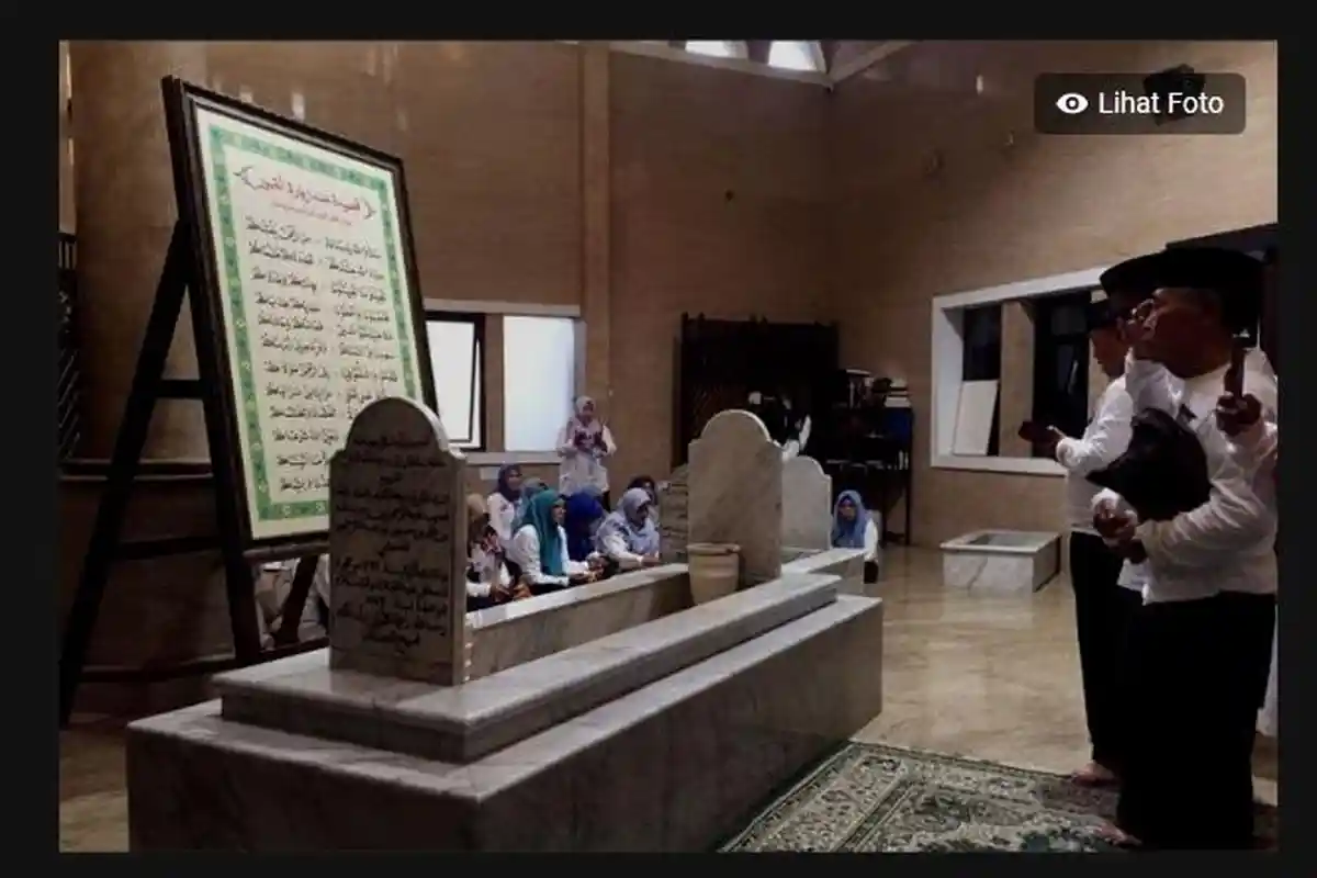 Cara Ziarah ke Makam Habib Cikini Jakpus Naik KRL, Cocok untuk Wisata Religi saat Libur Lebaran