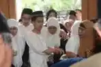 Suami Khofifah Indar Parawansa Meninggal Dunia