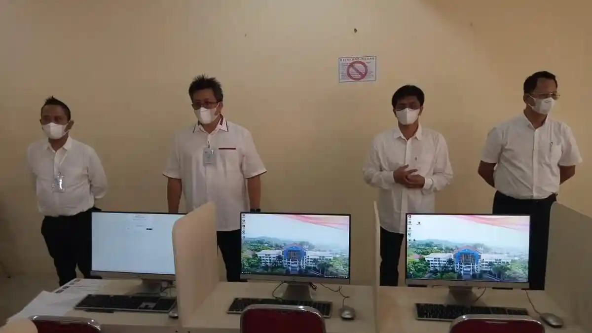 Unsrat Manado Gelar Ujian Tulis Berbasis Komputer Seleksi Nasional Berdasarkan Tes