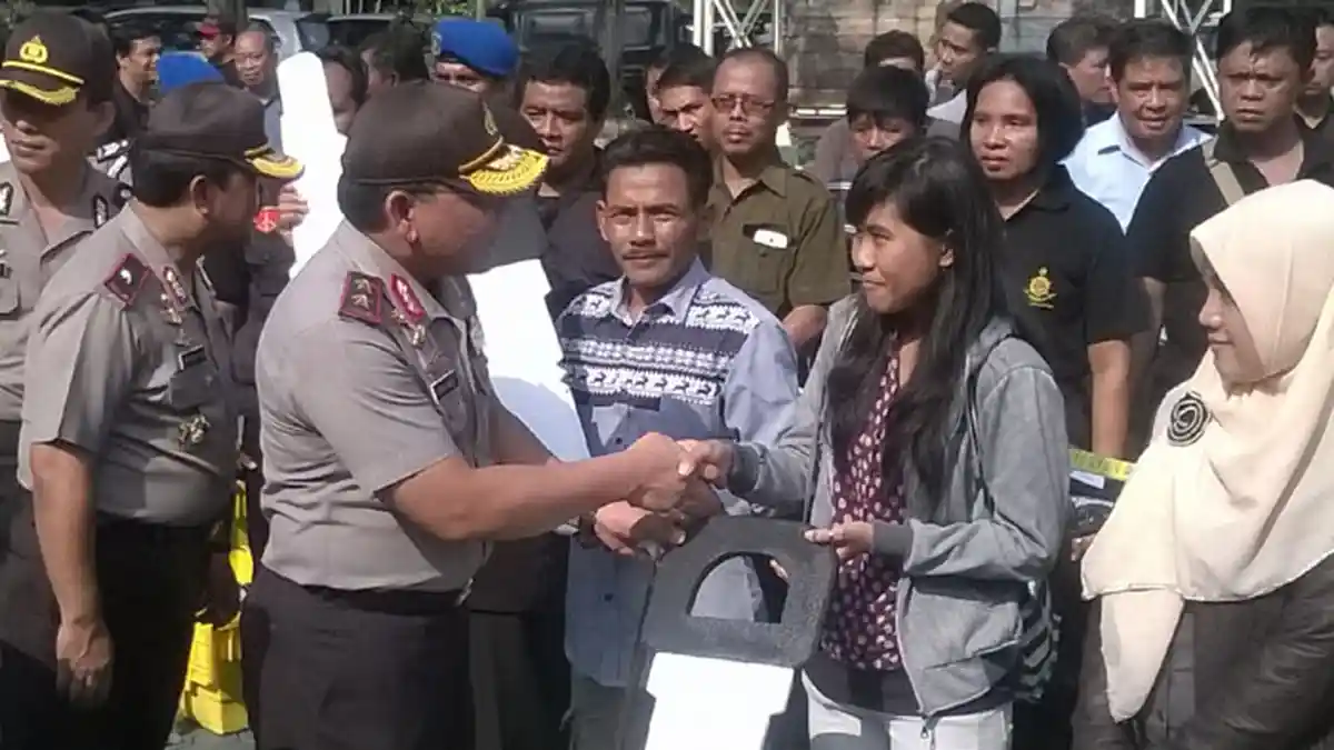 Warga Girang Motornya Kembali setelah Dibegal