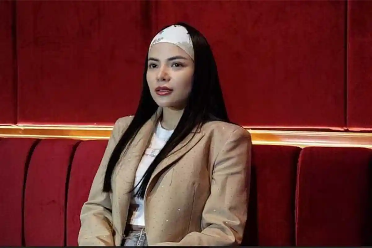 Hatinya Tak Karuan, Dinar Candy Batalkan Manggung di Korea Selatan