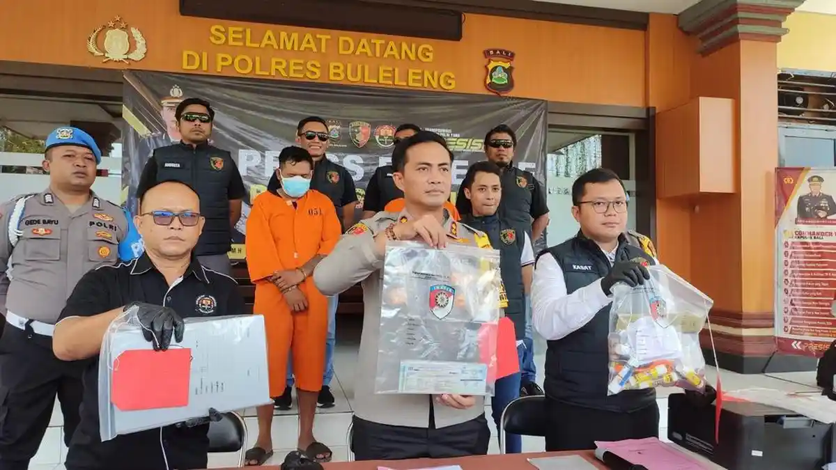 De Gun dan Bagong Sudah Delapan Bulan Jadi Sindikat Pembuatan TNK Palsu