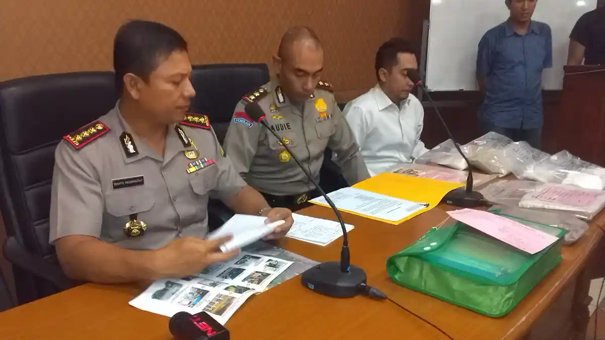 Untuk Penyelidikan, Polisi Masih Rahasiakan Usia Artis AA yang Diduga Terlibat Prostitusi Online