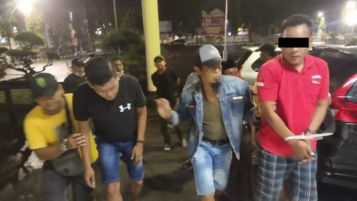 Berdalih Gajinya Tidak Cukup, Oknum Perangkat Desa di Situbondo Jadi Pengepul Judi Togel