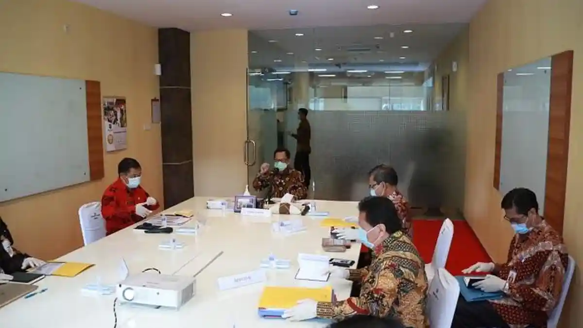 Mendagri Bahas Pengembangan Kawasan 3 Pos Lintas Batas Negara Dengan Pejabat BNPP