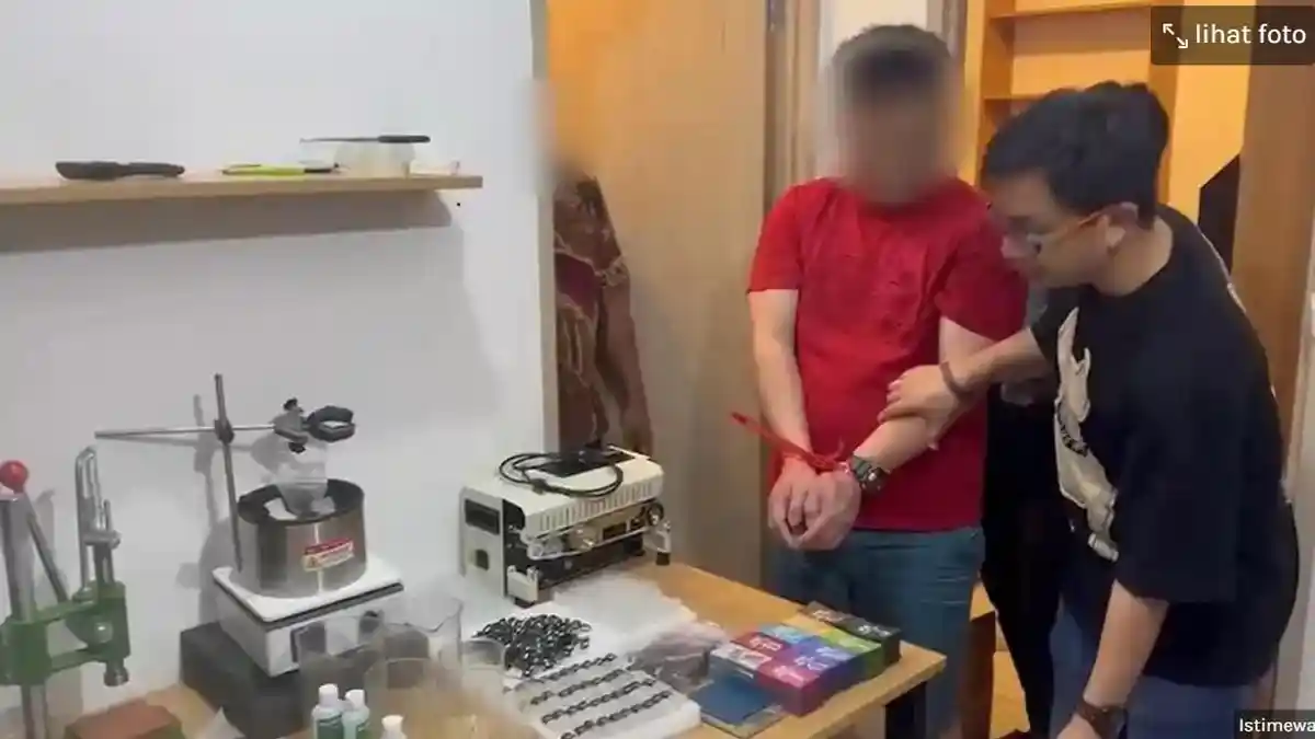 WN Malaysia Bangun Laboratorium Narkoba Modus Produksi Vape di Apartemen Tangerang: Golongan II