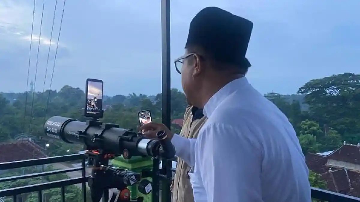 Langit Tertutup Awan Mendung, Hilal Tak Terlihat di Ponorogo
