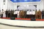 Ketua-PPIH-Embarkasi-Aceh-Arijal-melantik-PPPIH-Embarkasi-Aceh.jpg