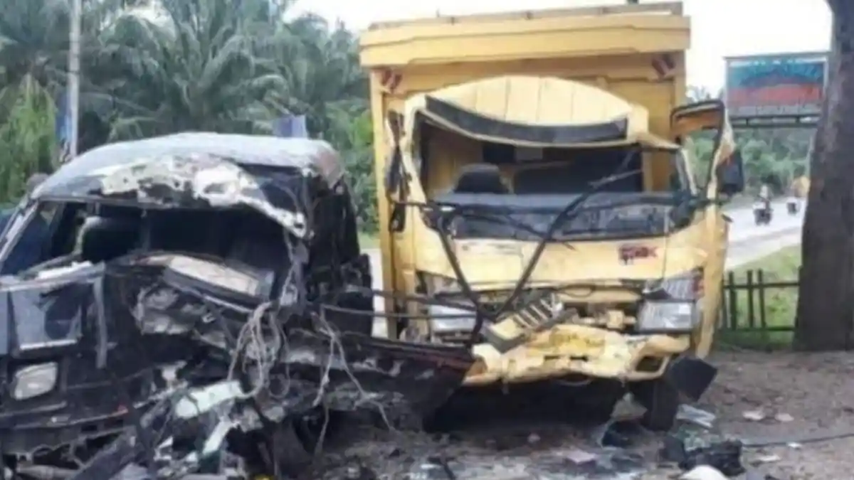 Hantam Mobil Pengangkut Ikan, Penumpang L300 Tewas di Aceh Tamiang