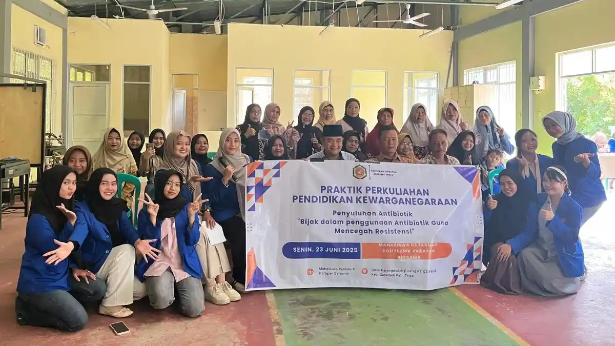 Mahasiswa Farmasi Poltek Harber Gelar Penyuluhan Bijak Antibiotik di Desa Karangwuluh