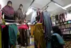 Pusat Grosir Cempaka Mas Mulai Beroperasi Kembali