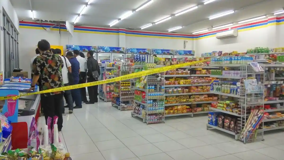 Mesin ATM di Indomaret Karangduren Tengaran Semarang Dibobol