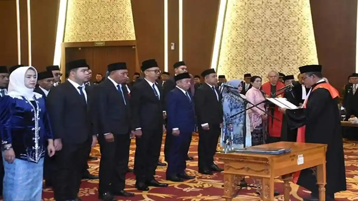Johan Saimima Diamanahkan Jabat Ketua DPRD Kubu Raya Sementara